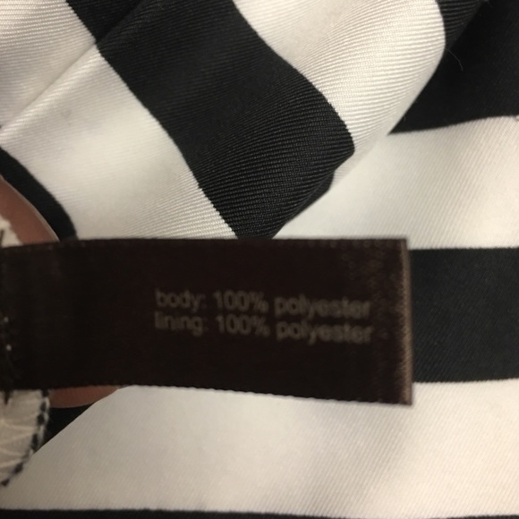 The Limited Dress - Picture 6 of 6